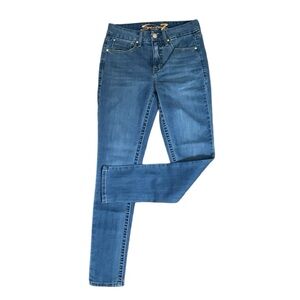 Seven7 Tummy less high rise fray hem skinny jeans